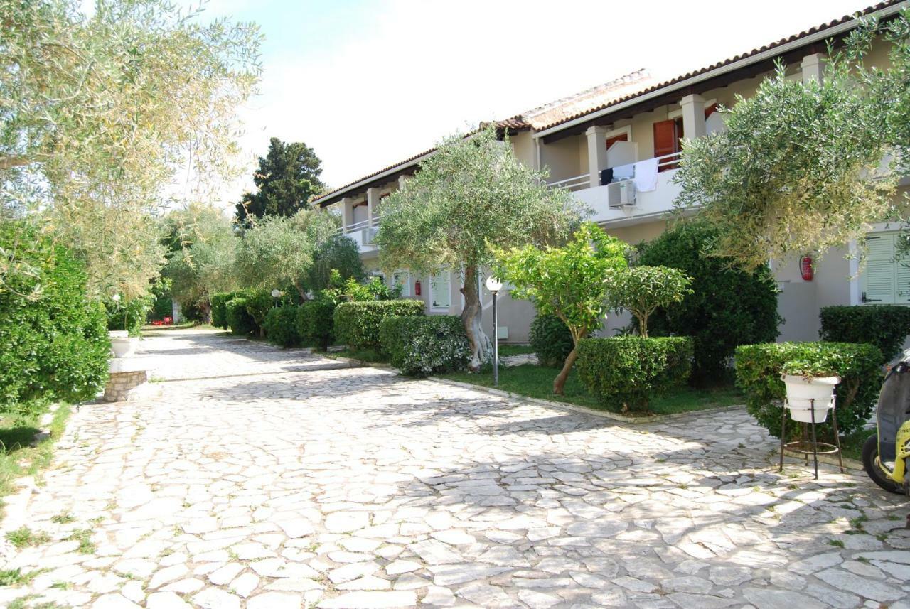 Alexandros Studios Apartments Roda  Extérieur photo